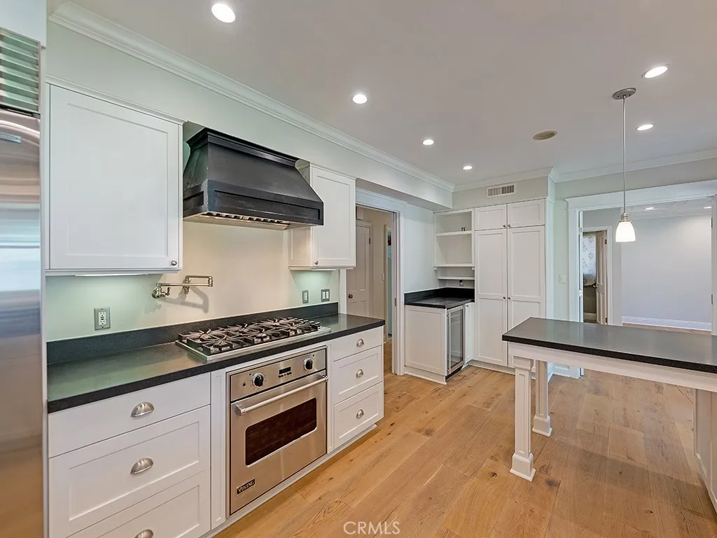 Additional image 64 of 5463 Katherine Ave, Sherman Oaks, CA 91401