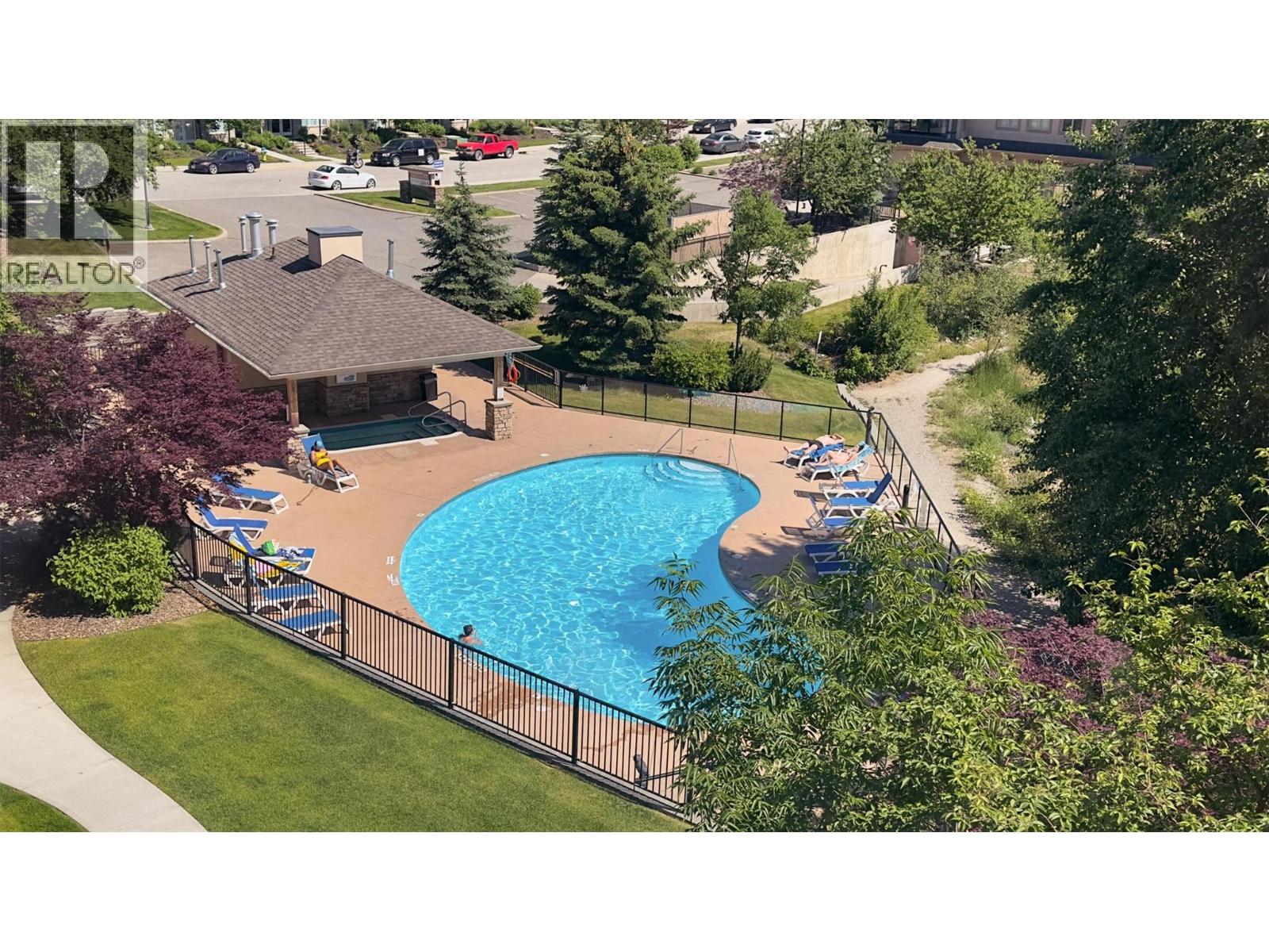 Additional image 3 of 404-2551 Shoreline Drive, Lake Country, BC, V4V2P2