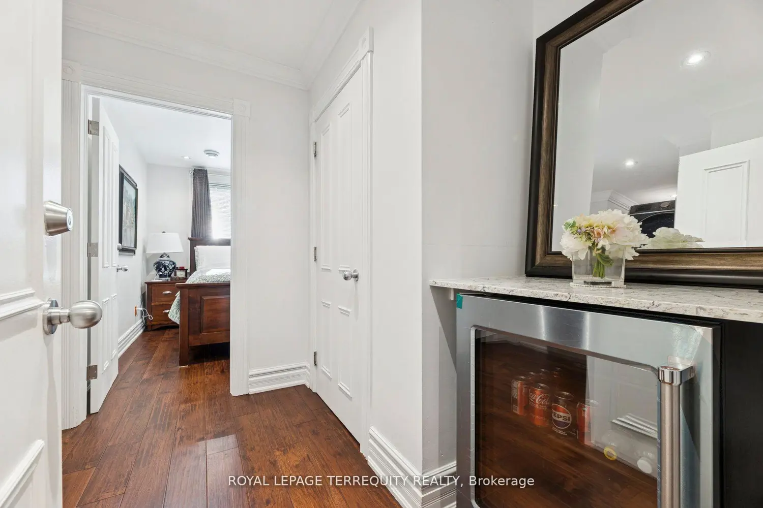 Additional image 12 of 567 Kingston Road