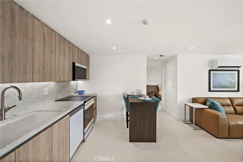 Additional image 38 of 200 Alta Vista Way Unit B, Laguna Beach, CA 92651