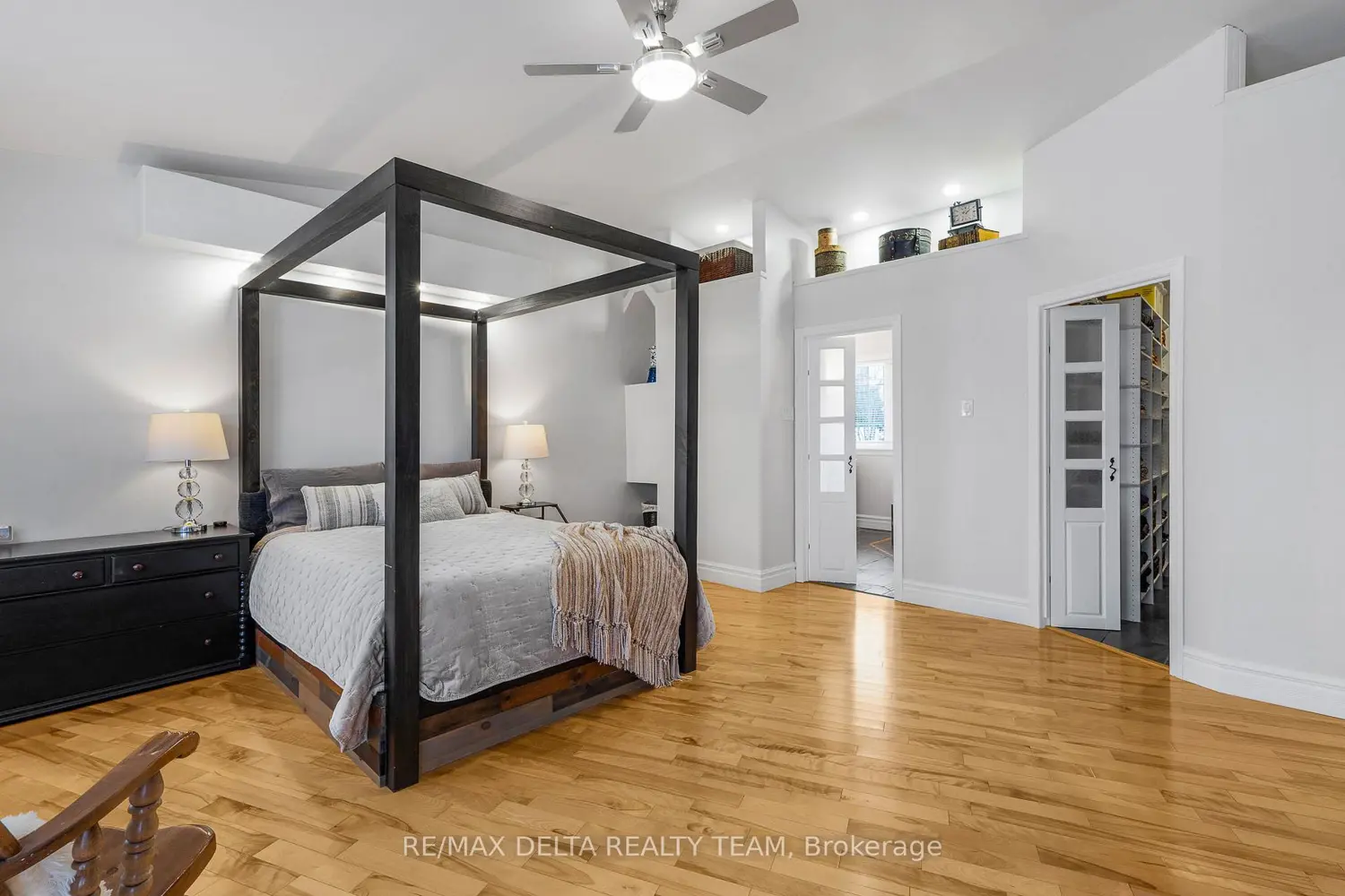 Additional image 8 of 261 Agathe Street