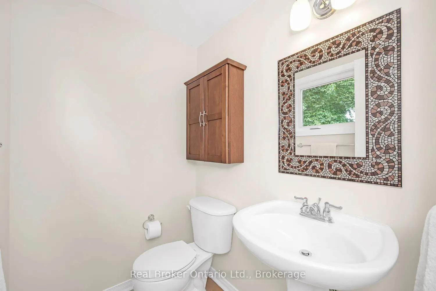 Additional image 12 of 285 Surrey Drive