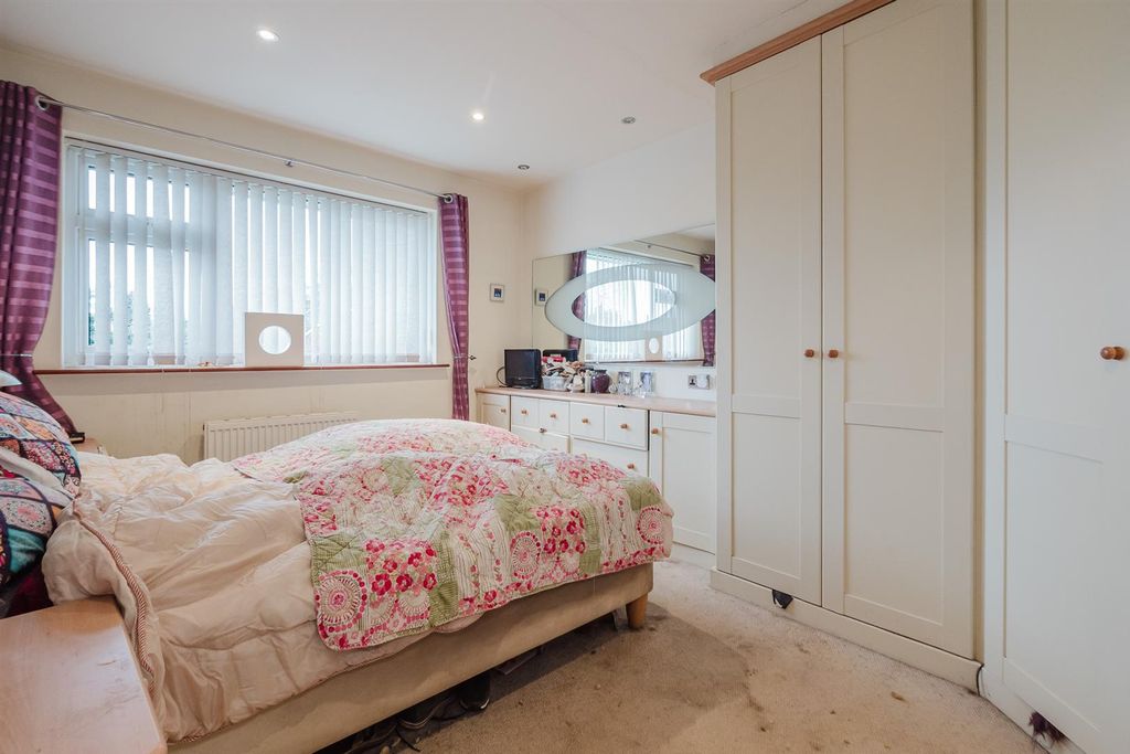 Additional image 9 of 3 bed semi-detached house for saleConway Close, Knutsford WA16