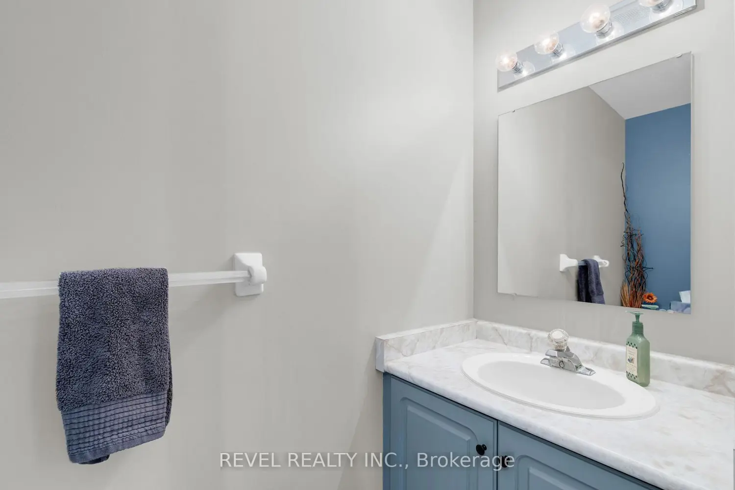 Additional image 12 of 32 Hickory Lane