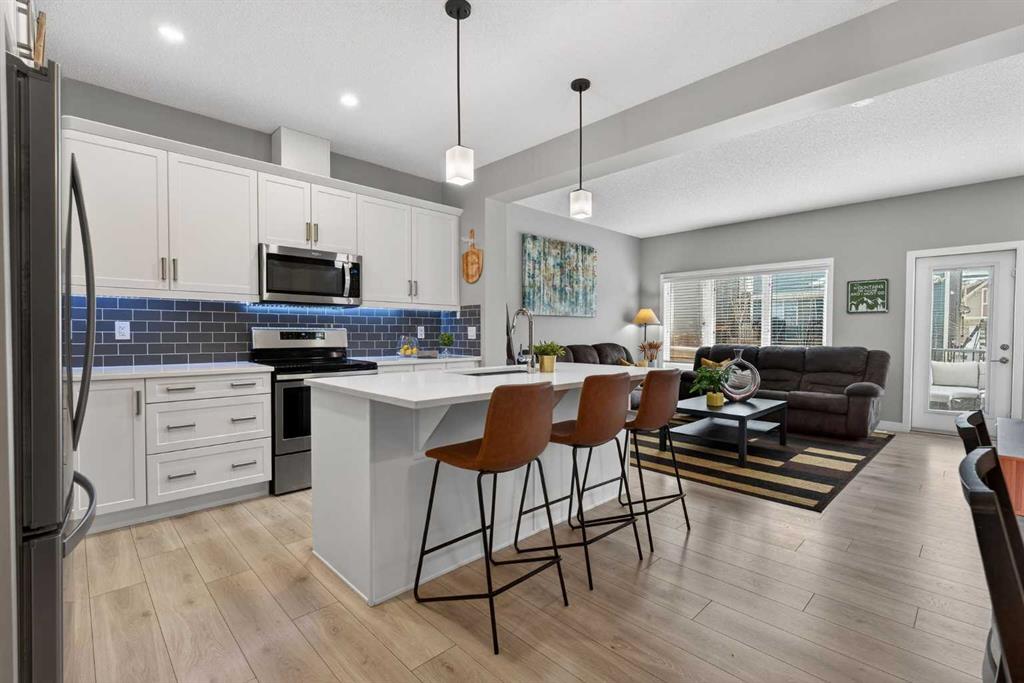 Additional image 5 of 94 Kingfisher Crescent SE, Airdrie, AB, T4A 0X6