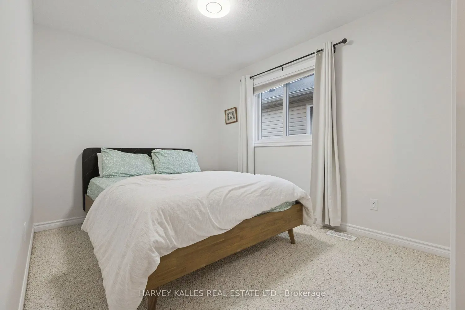 Additional image 17 of 409 Tealby Crescent