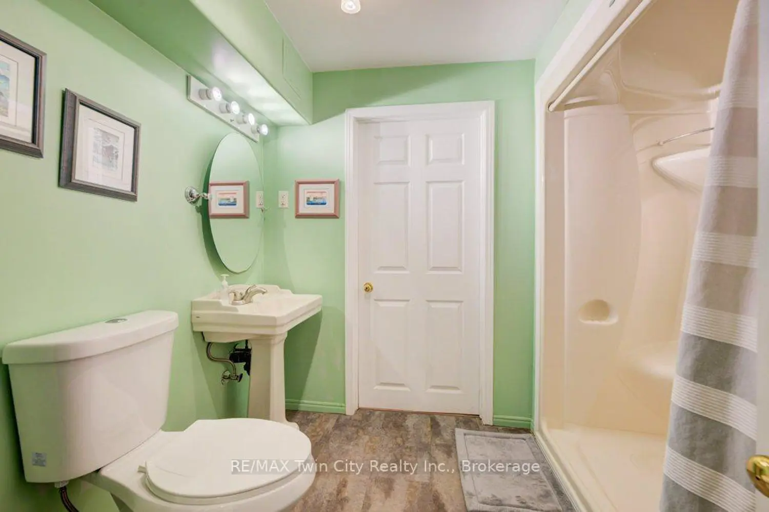 Additional image 14 of 10 Cobblestone Drive 13