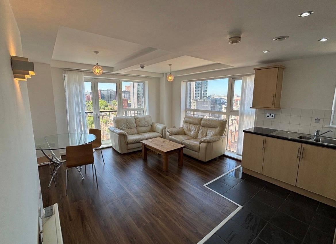 Room in a Shared Flat, New Bailey Street, M3, N1 7GU