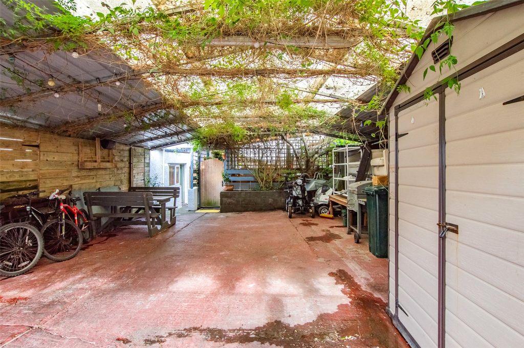 Additional image 26 of 8 bed flat for saleStone Street, Llandovery, Carmarthenshire SA20