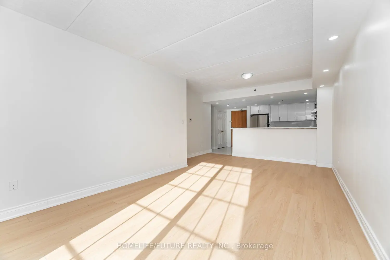 Additional image 7 of 7428 Markham Road 203