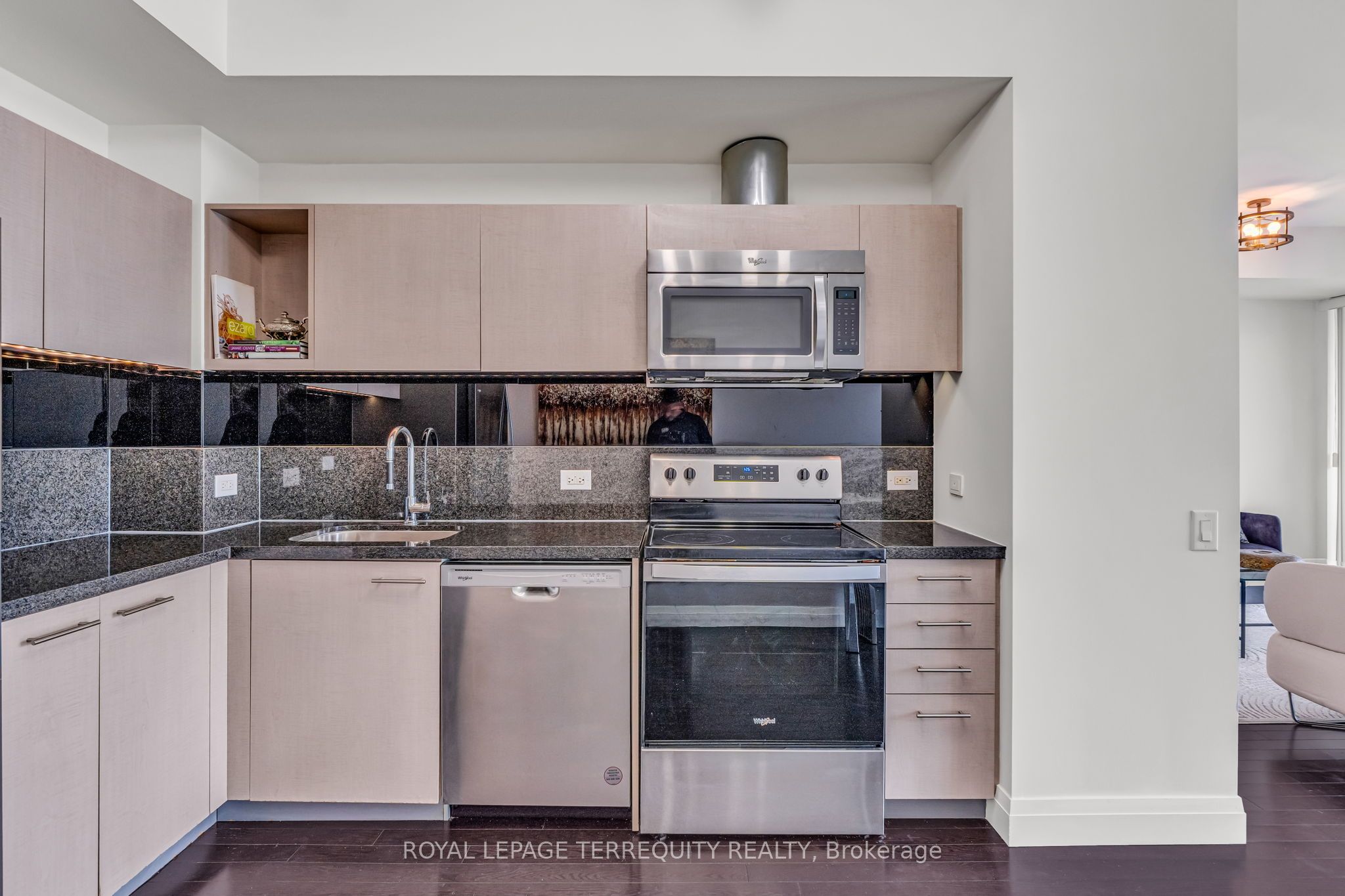 Additional image 6 of 2401-390 Cherry Street, Toronto, ON, M5A 0E2