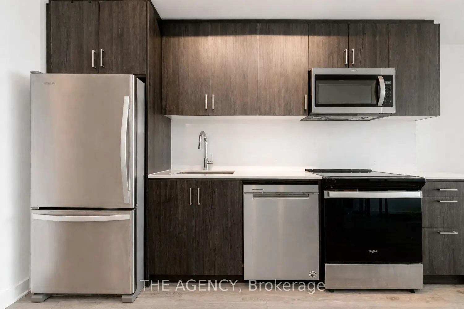 Additional image 7 of 681 Yonge Street 327