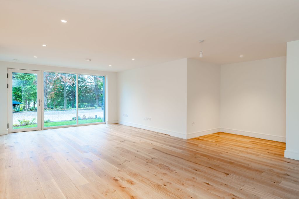 Additional image 4 of 3 bed flat for saleFlat 4, 9 Barnton Avenue West, Edinburgh EH4