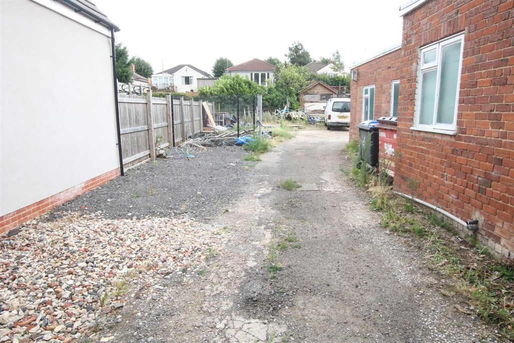 Additional image 8 of Land for saleThorne Road, Doncaster DN2