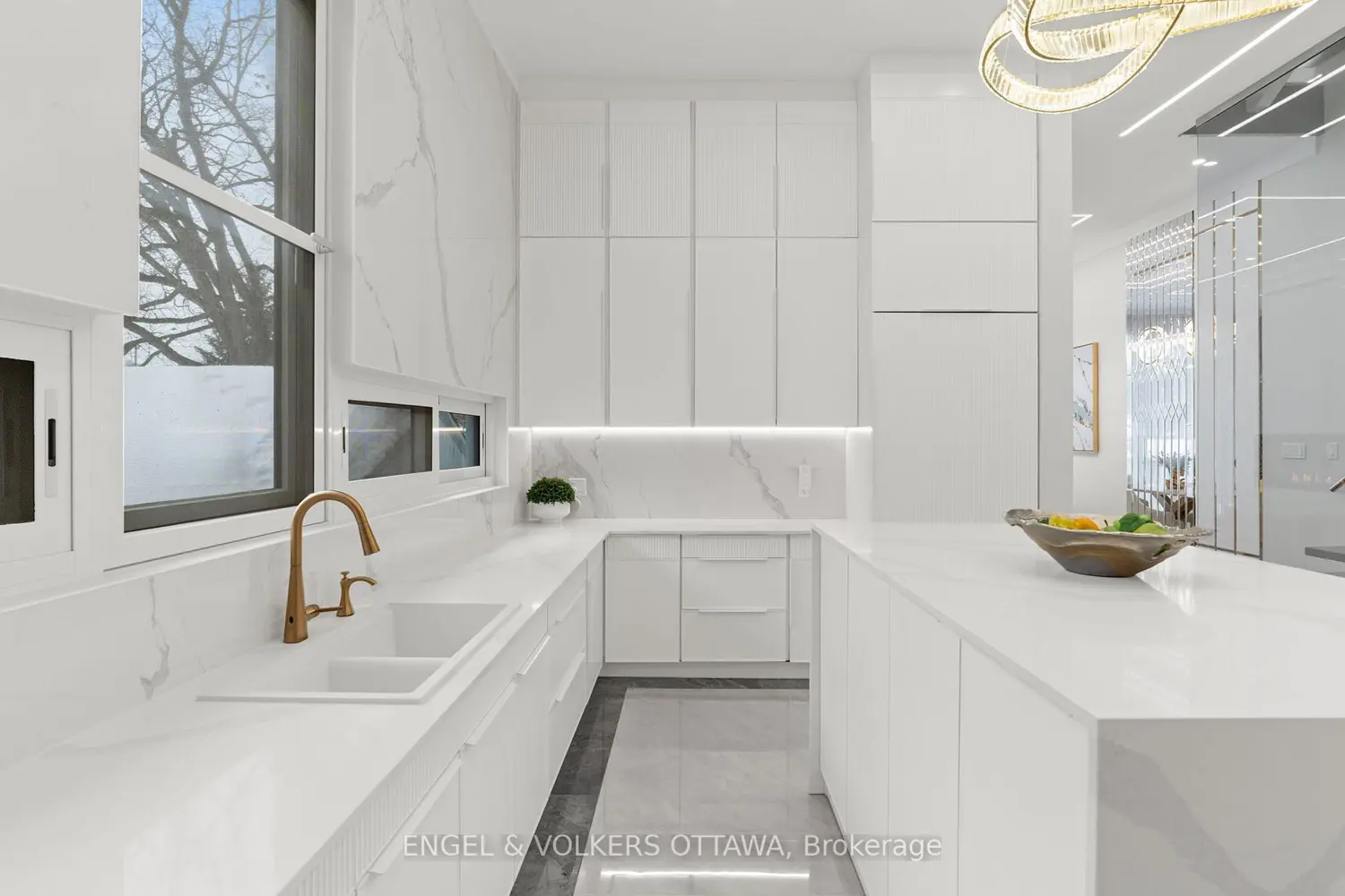 Additional image 5 of 258 Northwestern Avenue