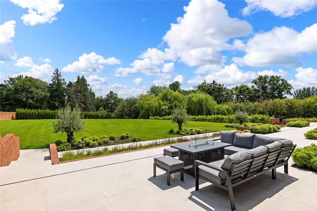 Additional image 20 of 5 bed detached house for saleCharters Gate, Ascot, Berkshire SL5