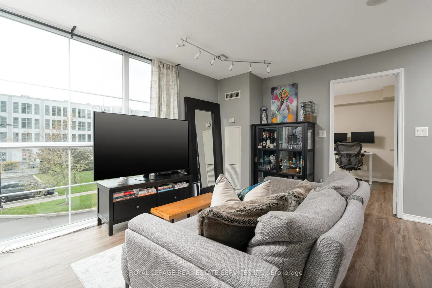 Additional image 9 of 8 Rosebank Drive 2E