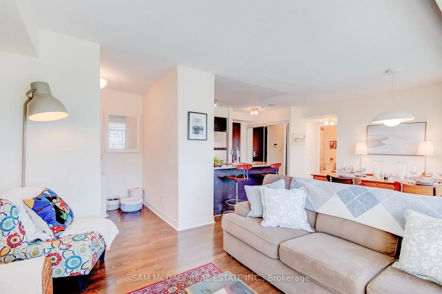 Additional image 10 of 208 Enfield Place 2205