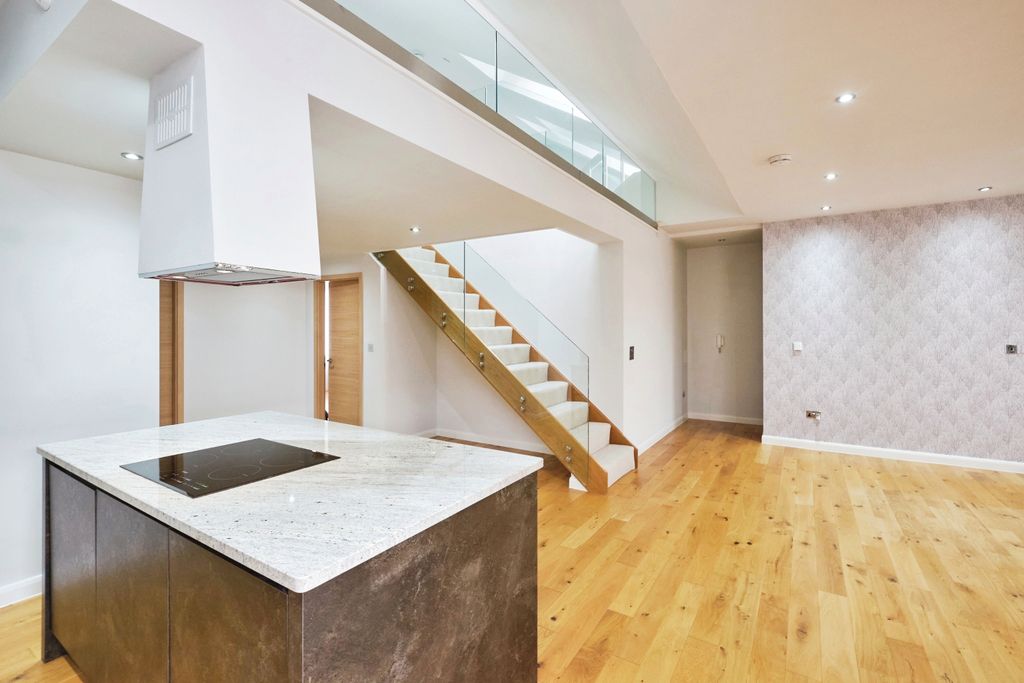 Additional image 10 of 2 bed flat for saleCaroline Street, Birmingham B3