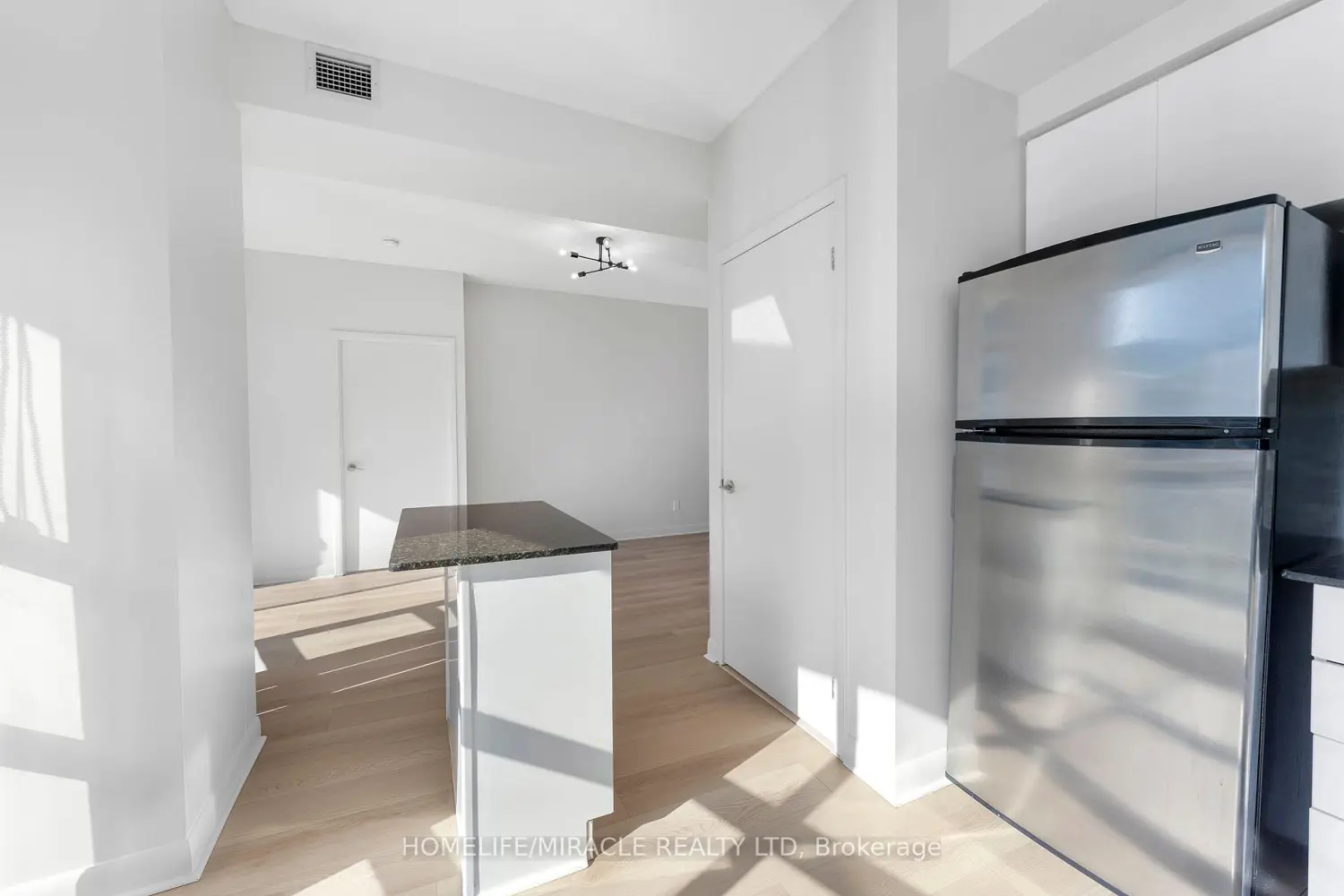 Additional image 7 of 15 Bruyeres Mews 806