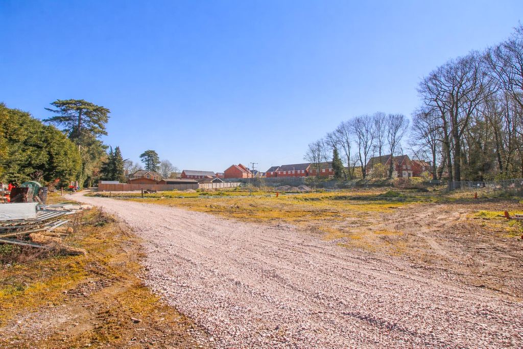 Land for saleLand At Parndon Mill Lane, Harlow CM20
