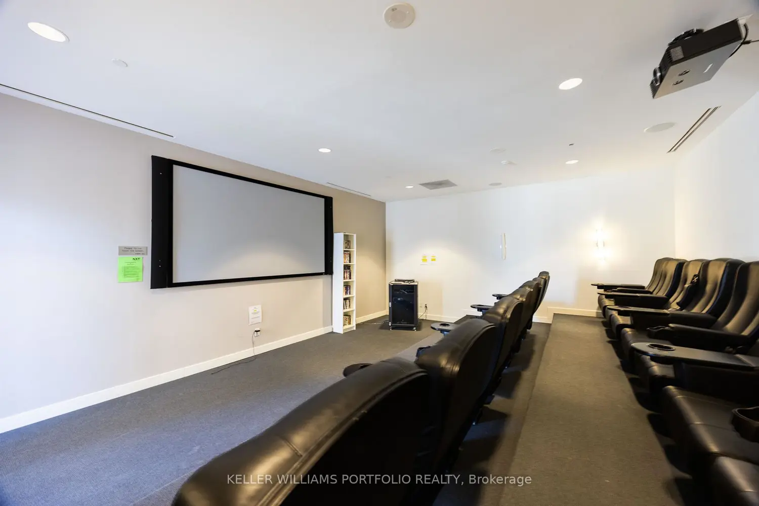 Additional image 17 of 105 The Queensway Avenue 3401