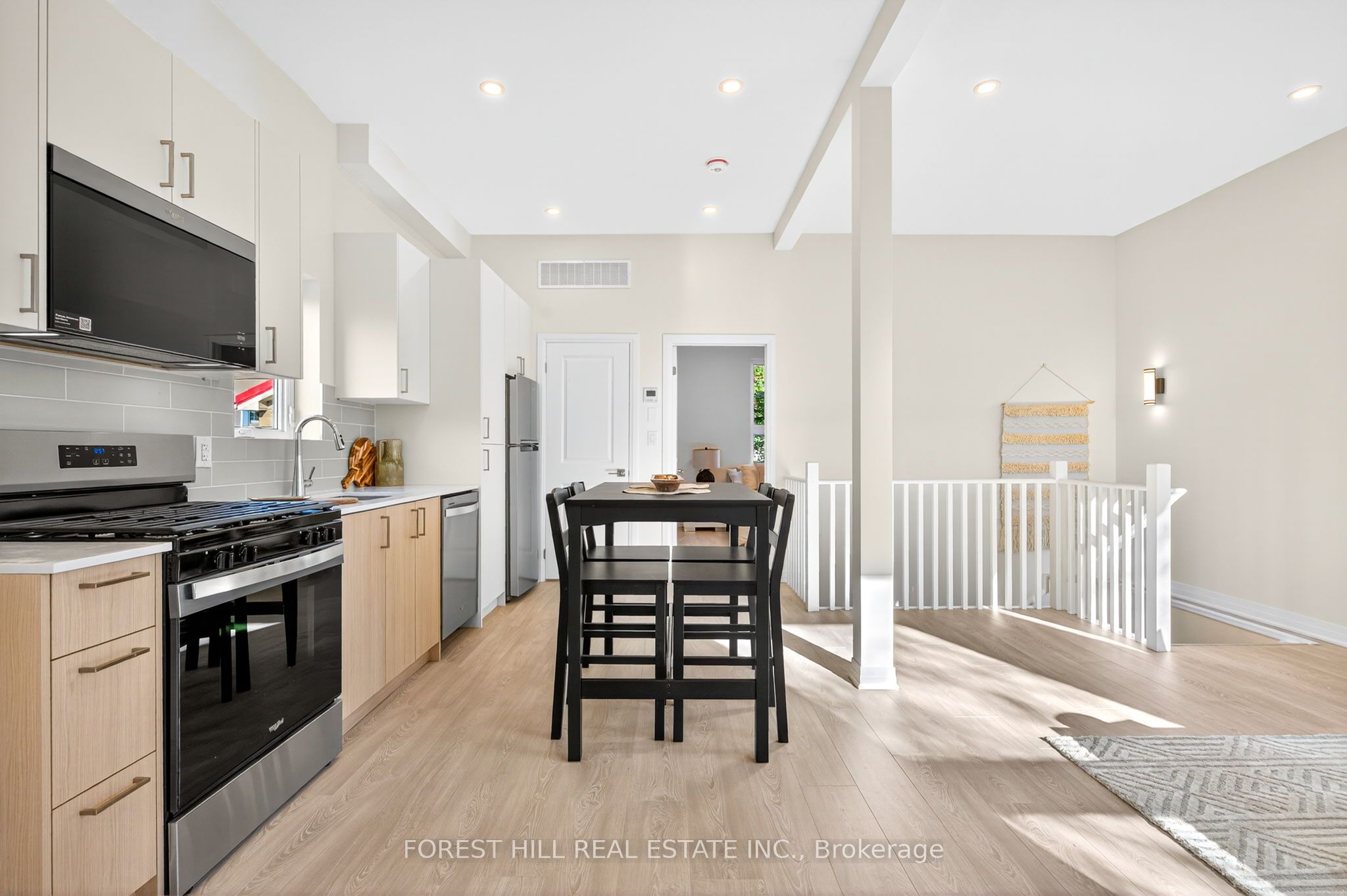 Additional image 4 of R - GARDEN-52 Albright Avenue, Toronto, ON, M8W 1X2