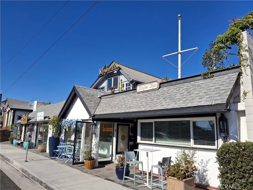 Additional image 2 of 1970 S Coast Hwy Unit 3, Laguna Beach, CA 92651