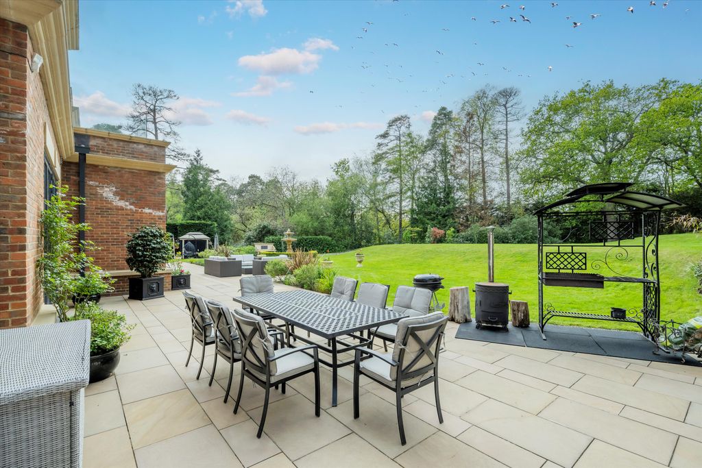 Additional image 19 of 7 bed detached house for saleGolf Club Road, St George's Hill, Weybridge, Surrey KT13