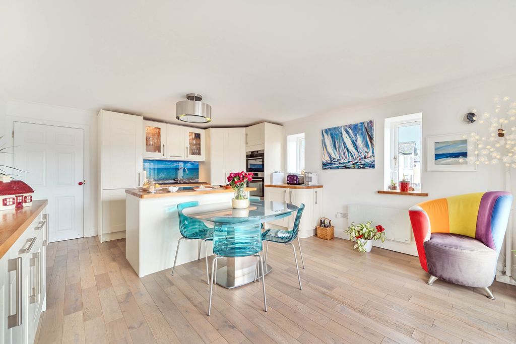 Additional image 9 of 3 bed flat for saleChallenger Quay, Falmouth, Cornwall TR11