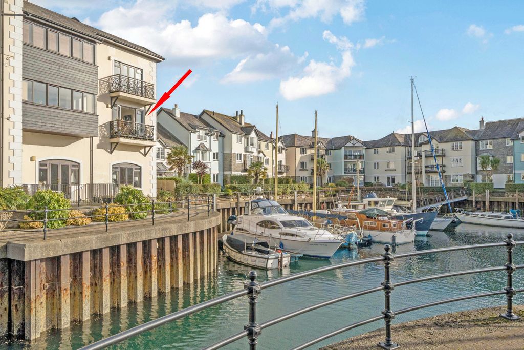 Additional image 16 of 3 bed flat for saleChallenger Quay, Falmouth, Cornwall TR11
