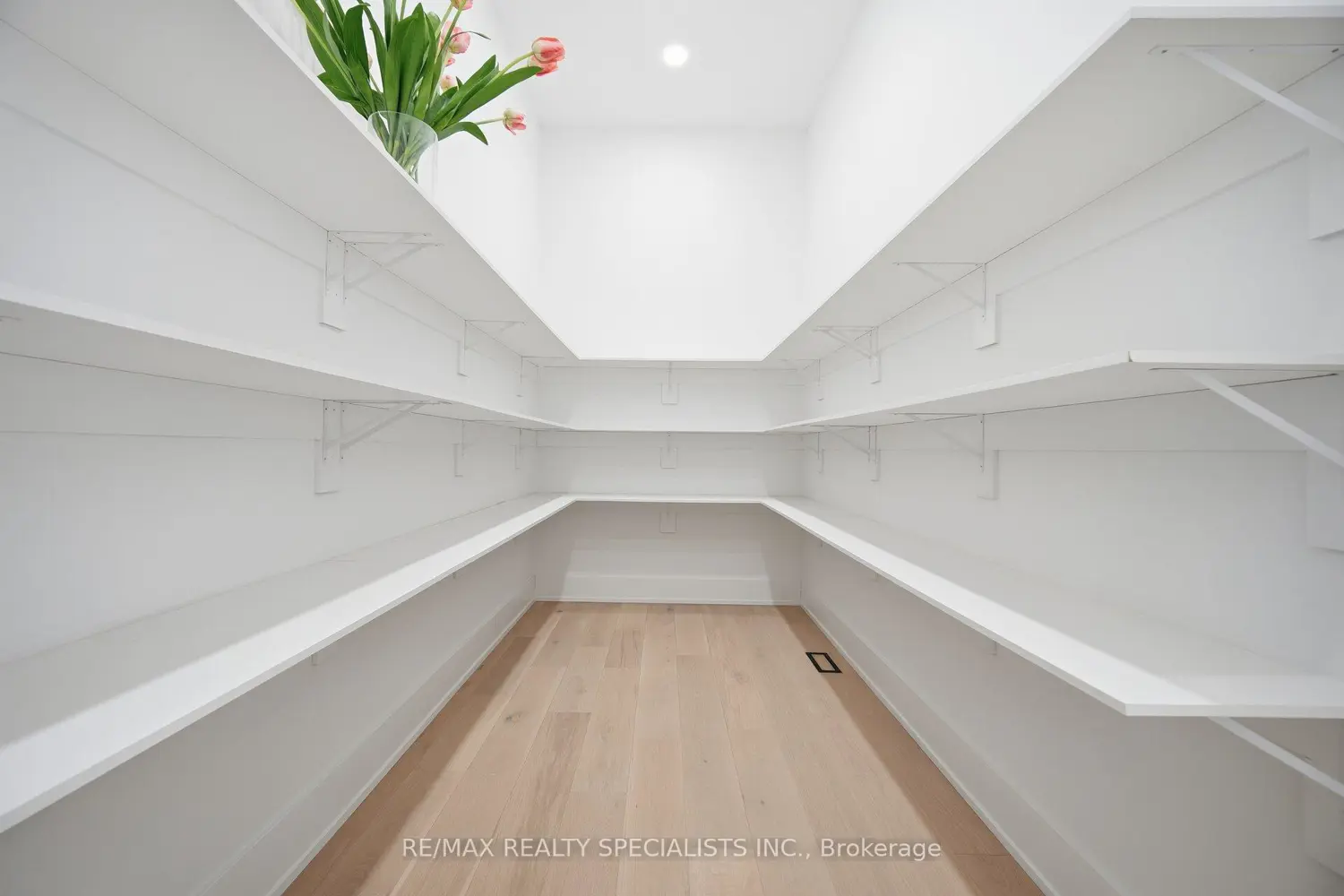 Additional image 7 of 18785 The Gore Road