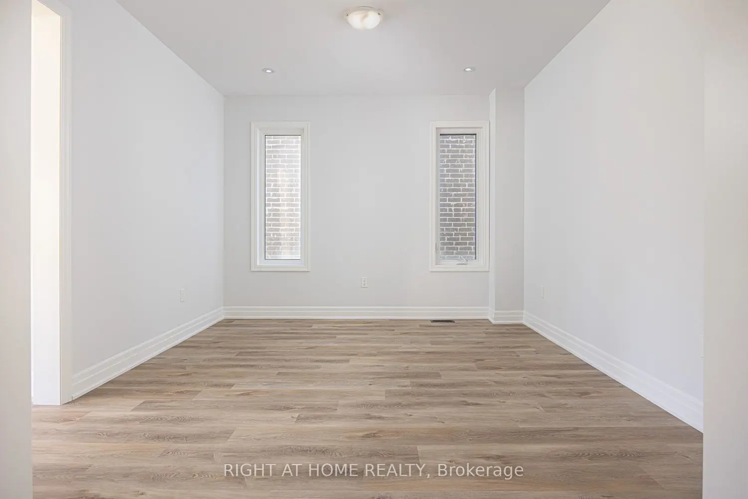 Additional image 9 of 8 Nicort Road