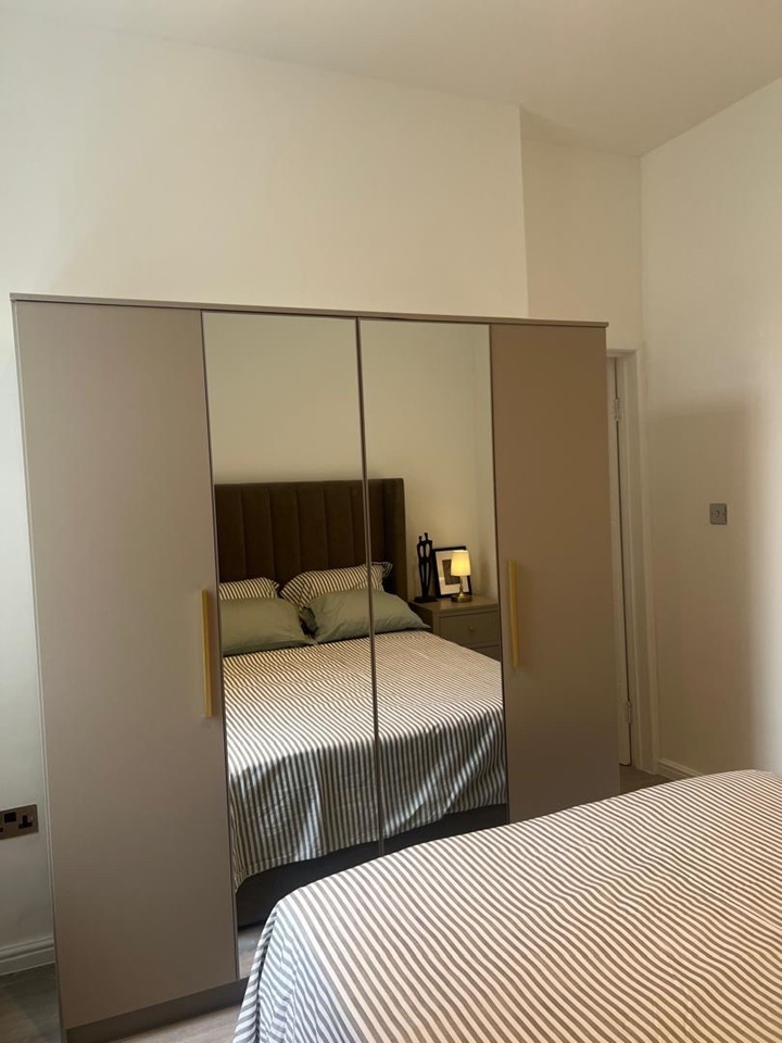 Additional image 11 of 1 Bed Flat, Earls Court Road, SW5, N1 7GU