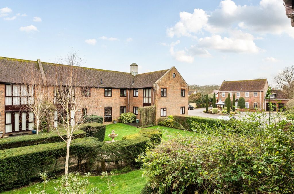 Additional image 9 of 3 bed flat for saleTudor Close, Chichester PO19