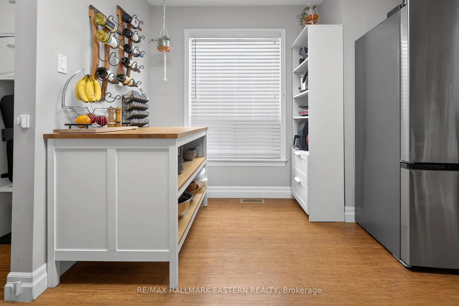 Additional image 5 of 488 Crystal Drive