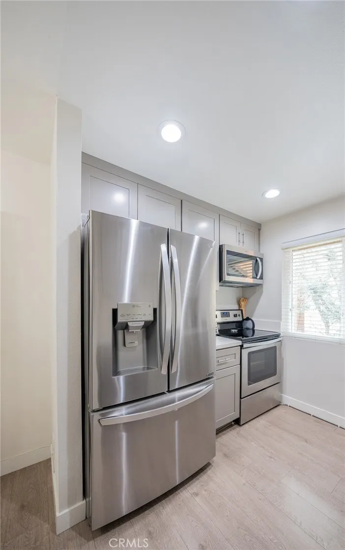 Additional image 35 of 15425 Sherman Way Unit 241, Van Nuys, CA 91406