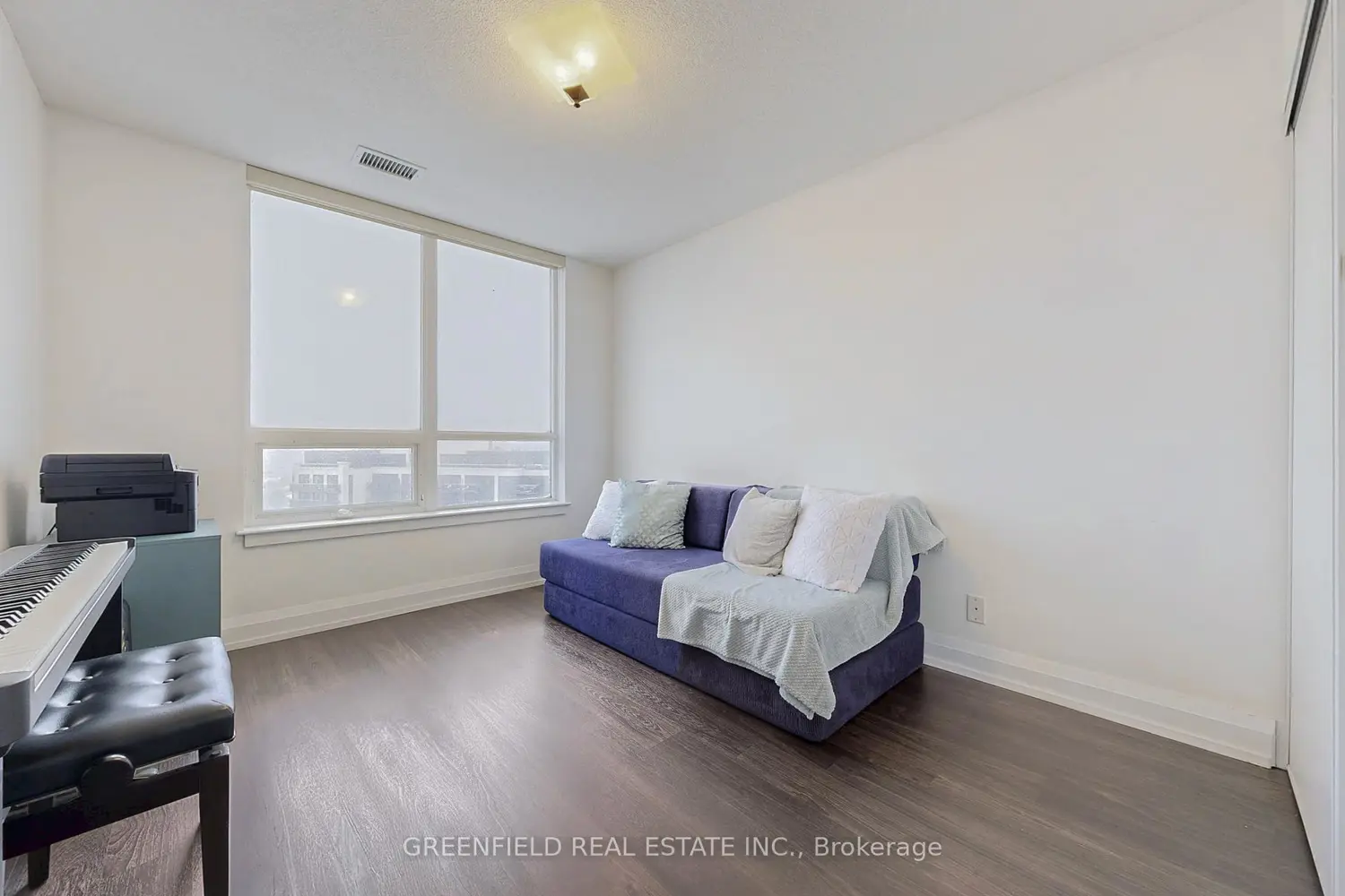 Additional image 12 of 1070 Sheppard Avenue Ph01