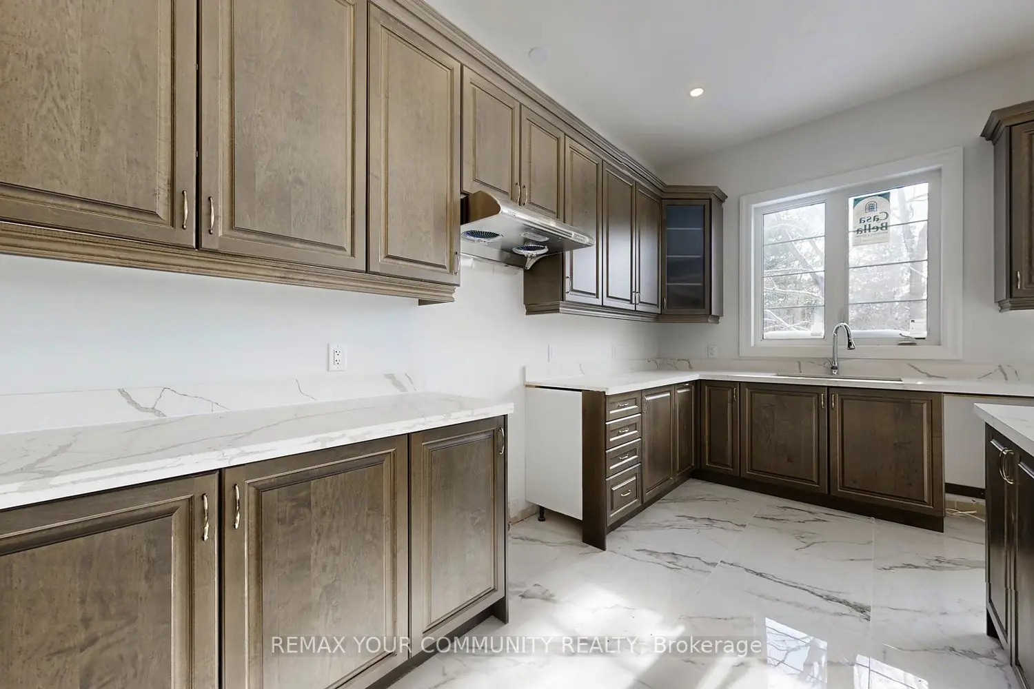 Additional image 5 of 353 Somme Street