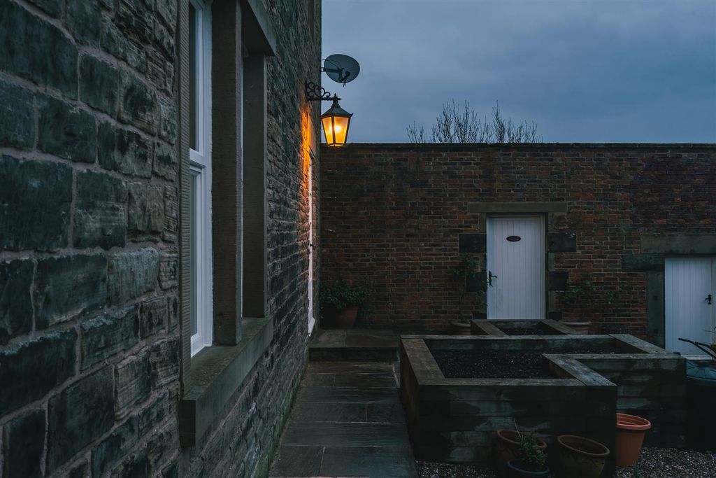 Additional image 62 of 5 bed semi-detached house for saleSloade Lane, Ridgeway, Sheffield S12