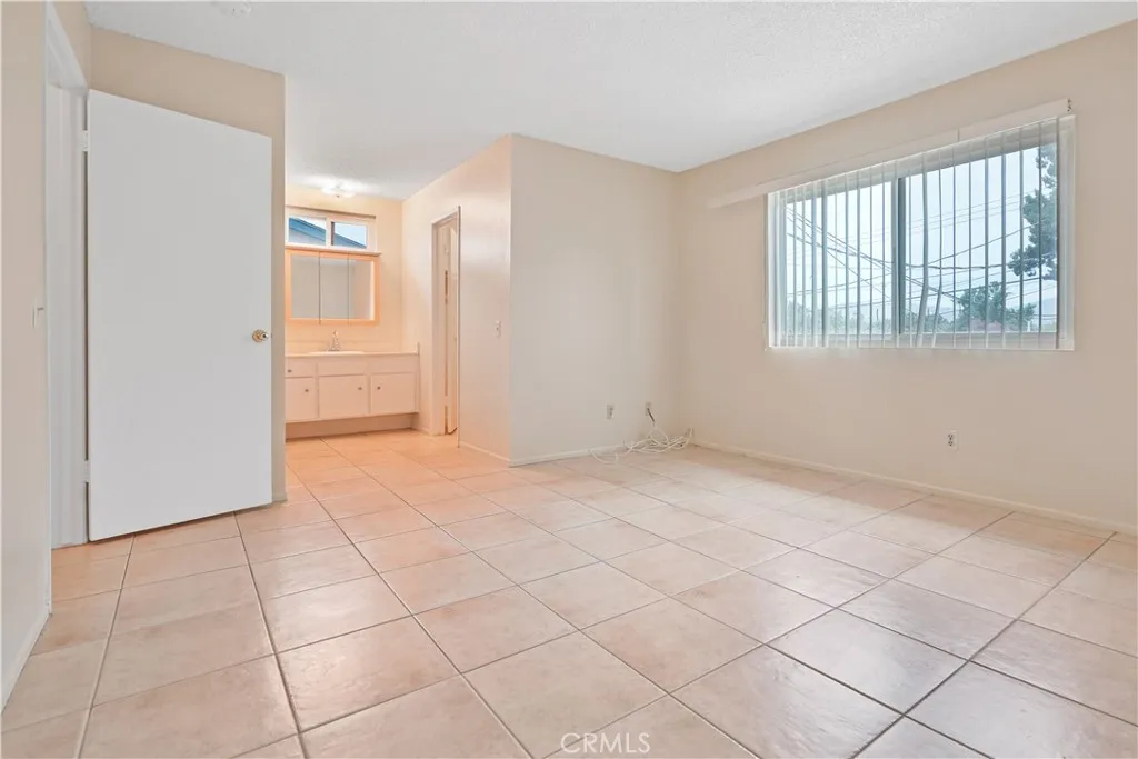 Additional image 21 of 22855 Vanowen Street Unit 2, West Hills, CA 91307