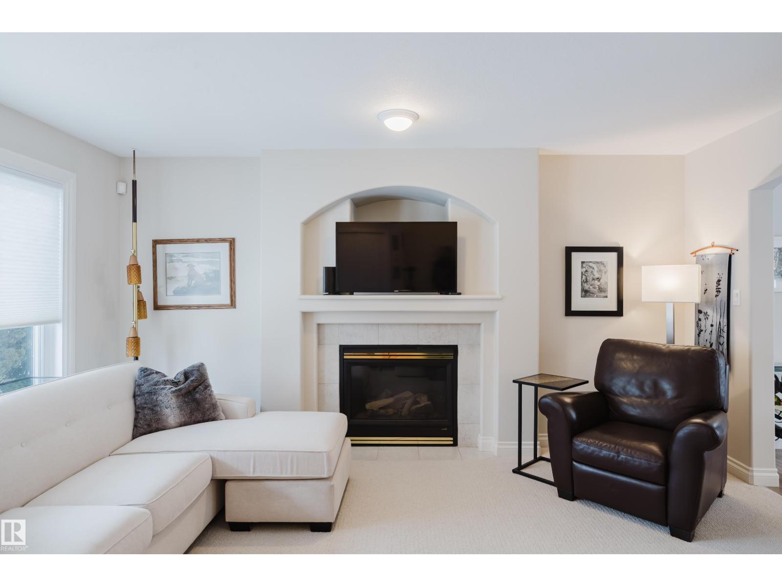 Additional image 5 of 11660 15 Avenue NW, Edmonton, AB, T6J7E1