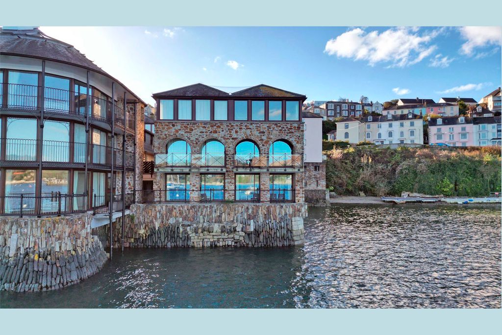 Additional image 12 of 2 bed flat for saleAdmirals Quay, The Packet Quays, Falmouth, Cornwall TR11