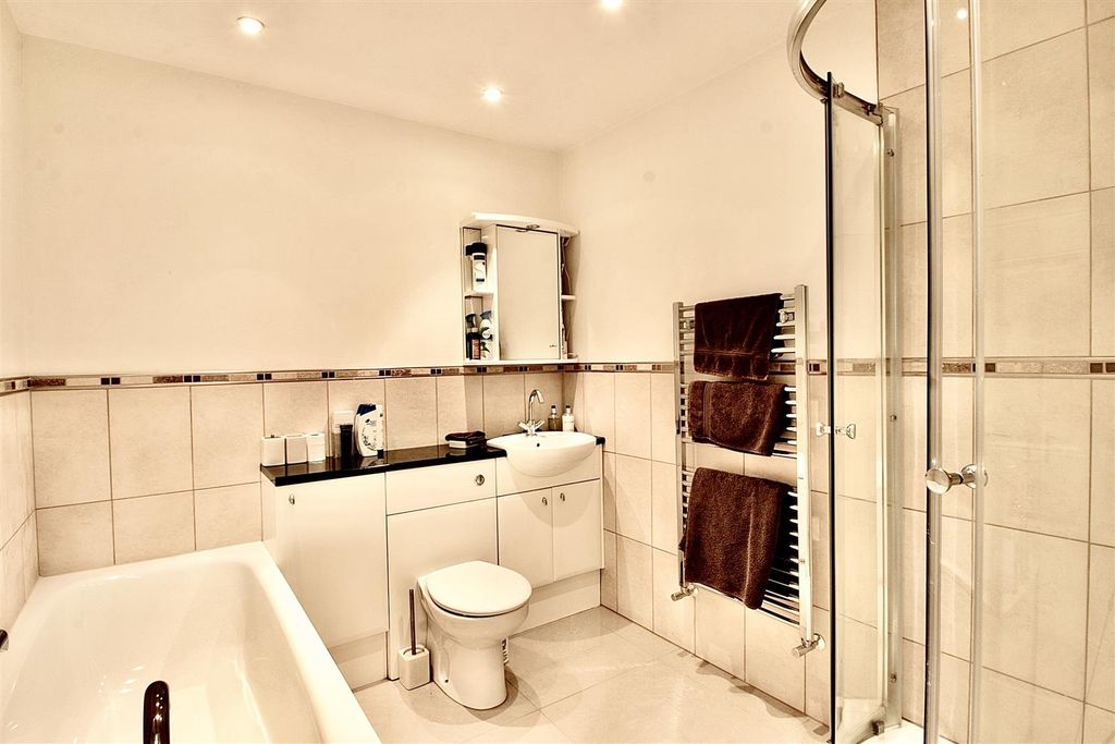 Additional image 11 of 10 bed flat for saleCollege Road, Woking GU22