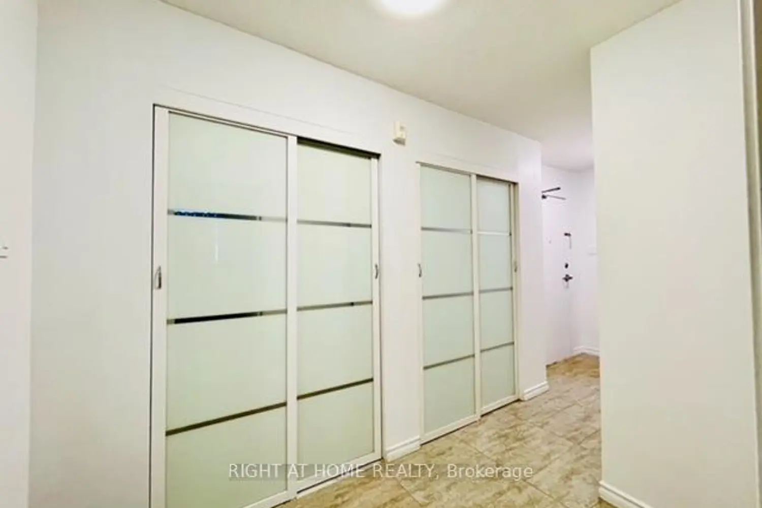 Additional image 5 of 215 Glenridge Avenue 207