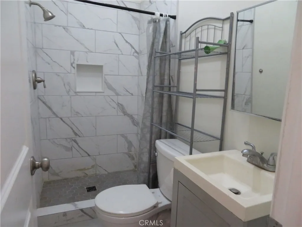 Additional image 46 of 3923 S Normandie Ave, Los Angeles, CA 90037