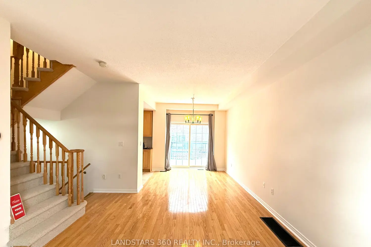 Additional image 6 of 109 The Queensway #108