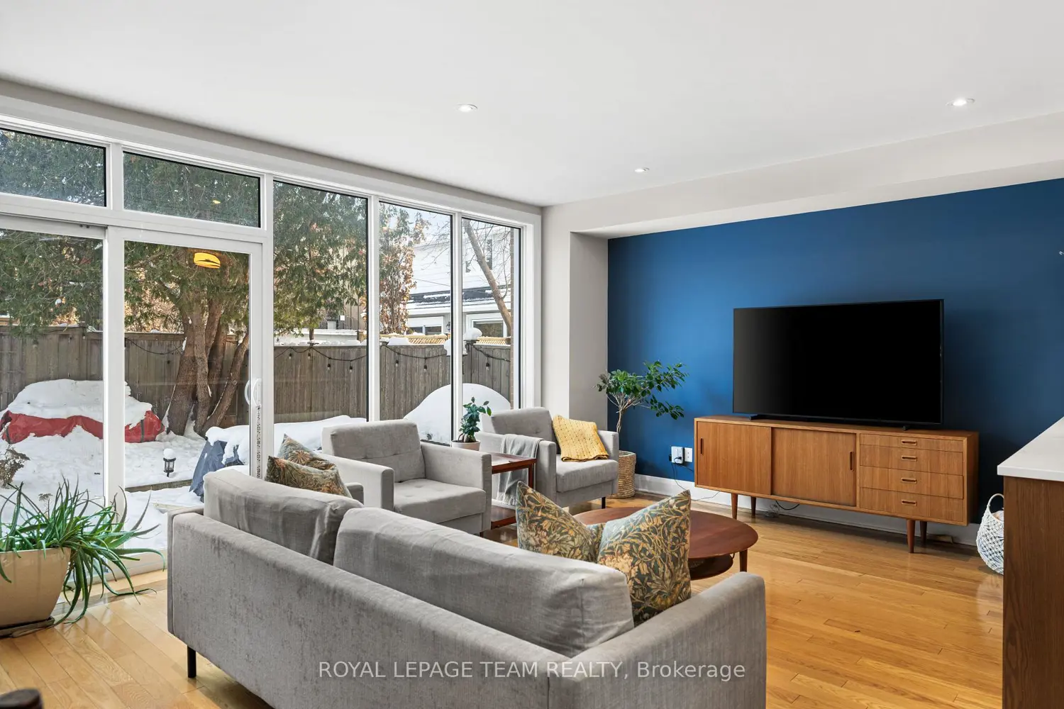 Additional image 9 of 649 Churchill Avenue