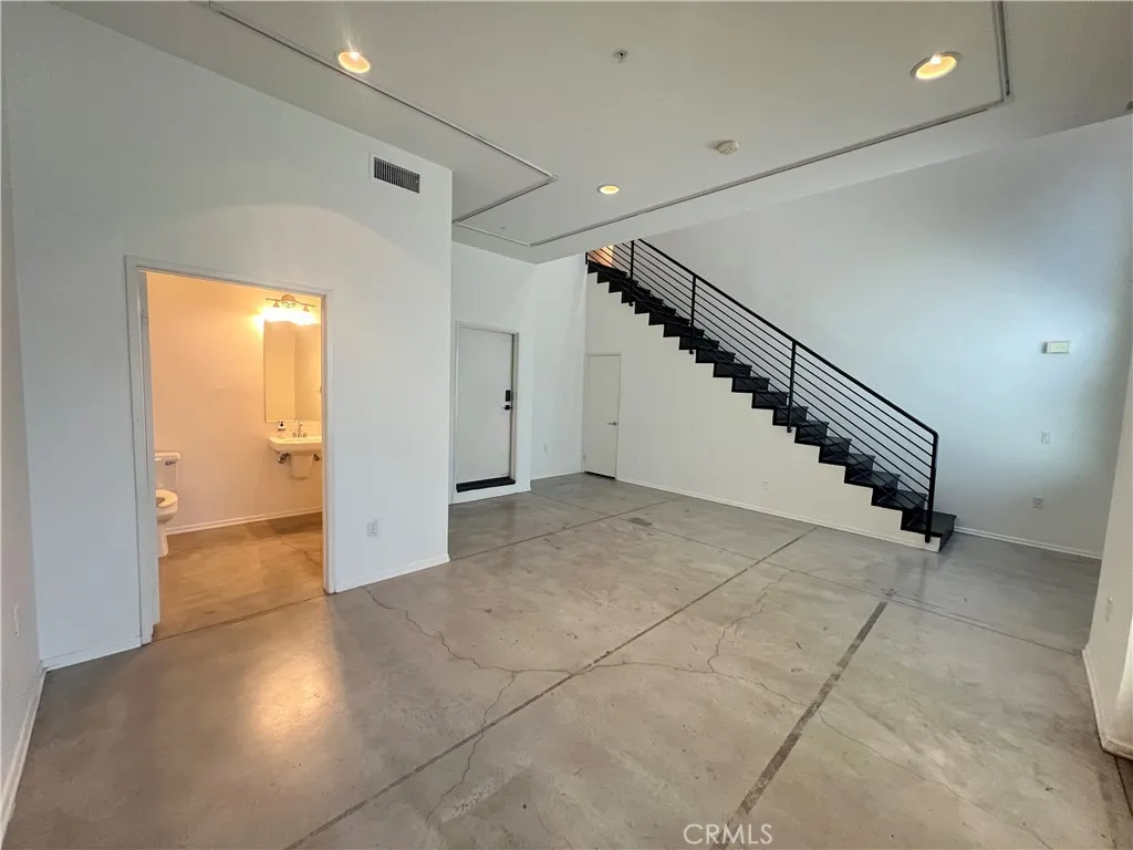 Additional image 3 of 204 N Spurgeon St, Santa Ana, CA 92701