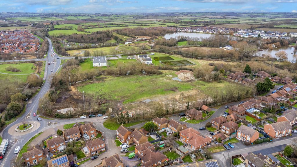Additional image 5 of Land for saleFormer Aylesbury Football Club, Buckingham Road, Aylesbury, Buckinghamshire HP20
